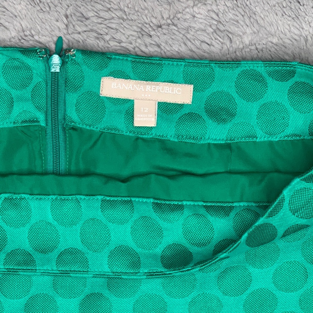 Banan Republic Green Polka Dot Pencil Skirt - Picture 7 of 7